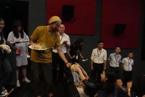 娱乐吃瓜君放飞自我,放飞自我,揭秘娱乐圈幕后真相